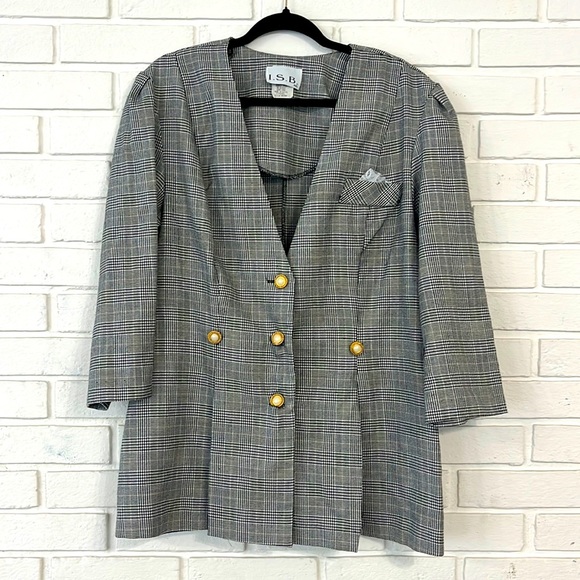 Vintage Jackets & Blazers - 1990s Checkered Houndstooth Blazer – Vintage Charm with Faux Pearl Detail #410